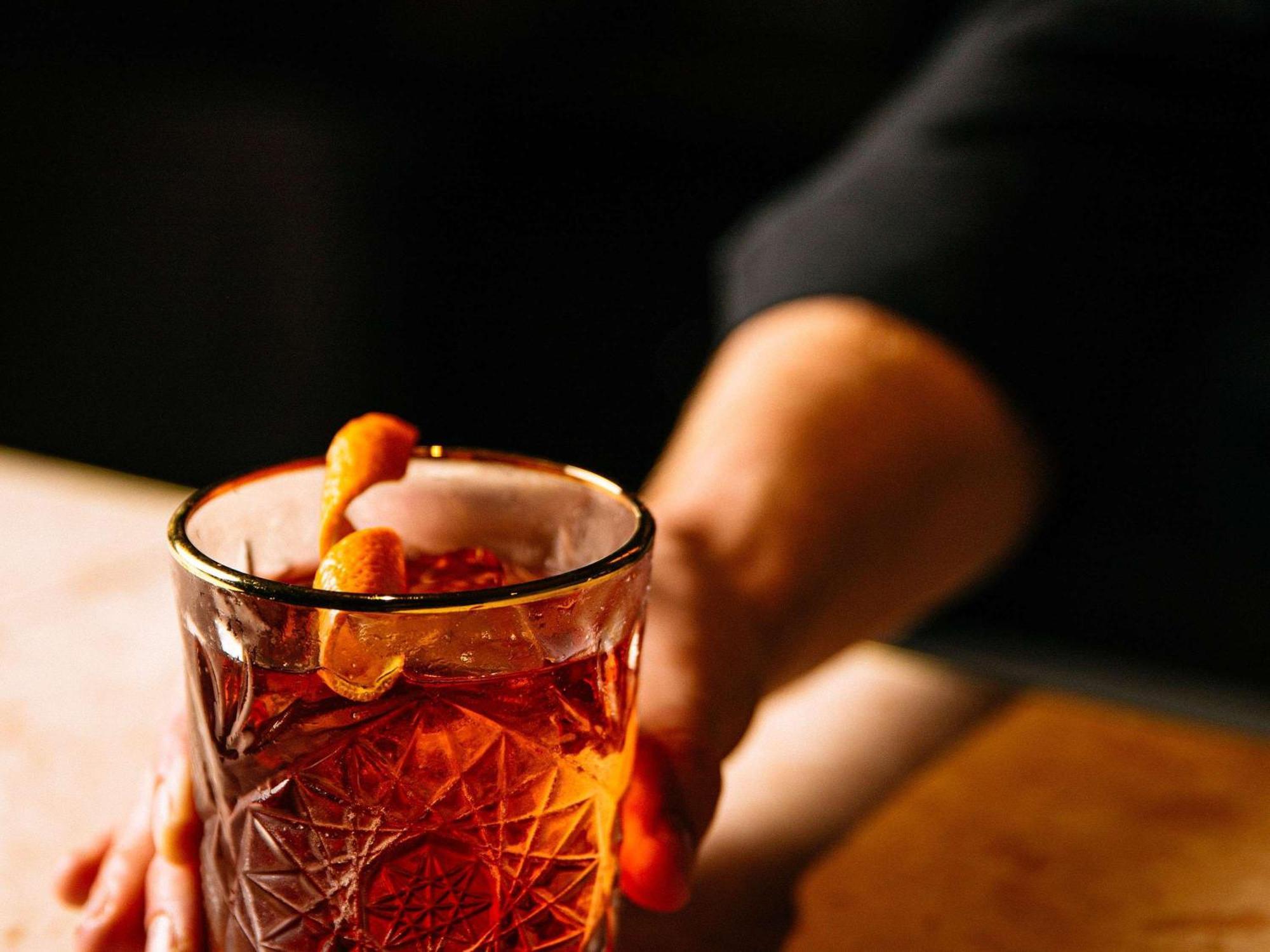 Pullman Melbourne City Centre Экстерьер фото A Negroni