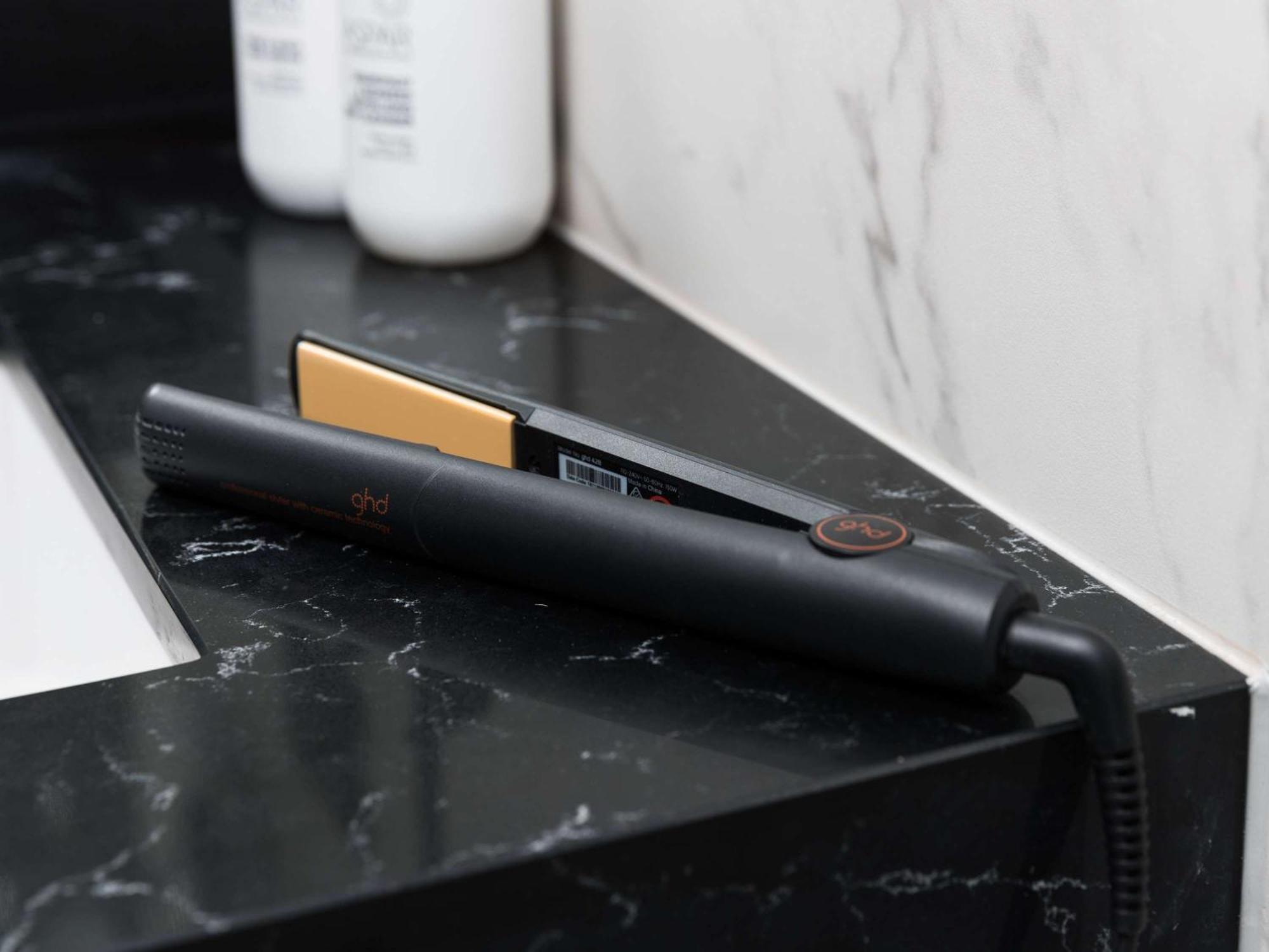 Pullman Melbourne City Centre Экстерьер фото A hair iron