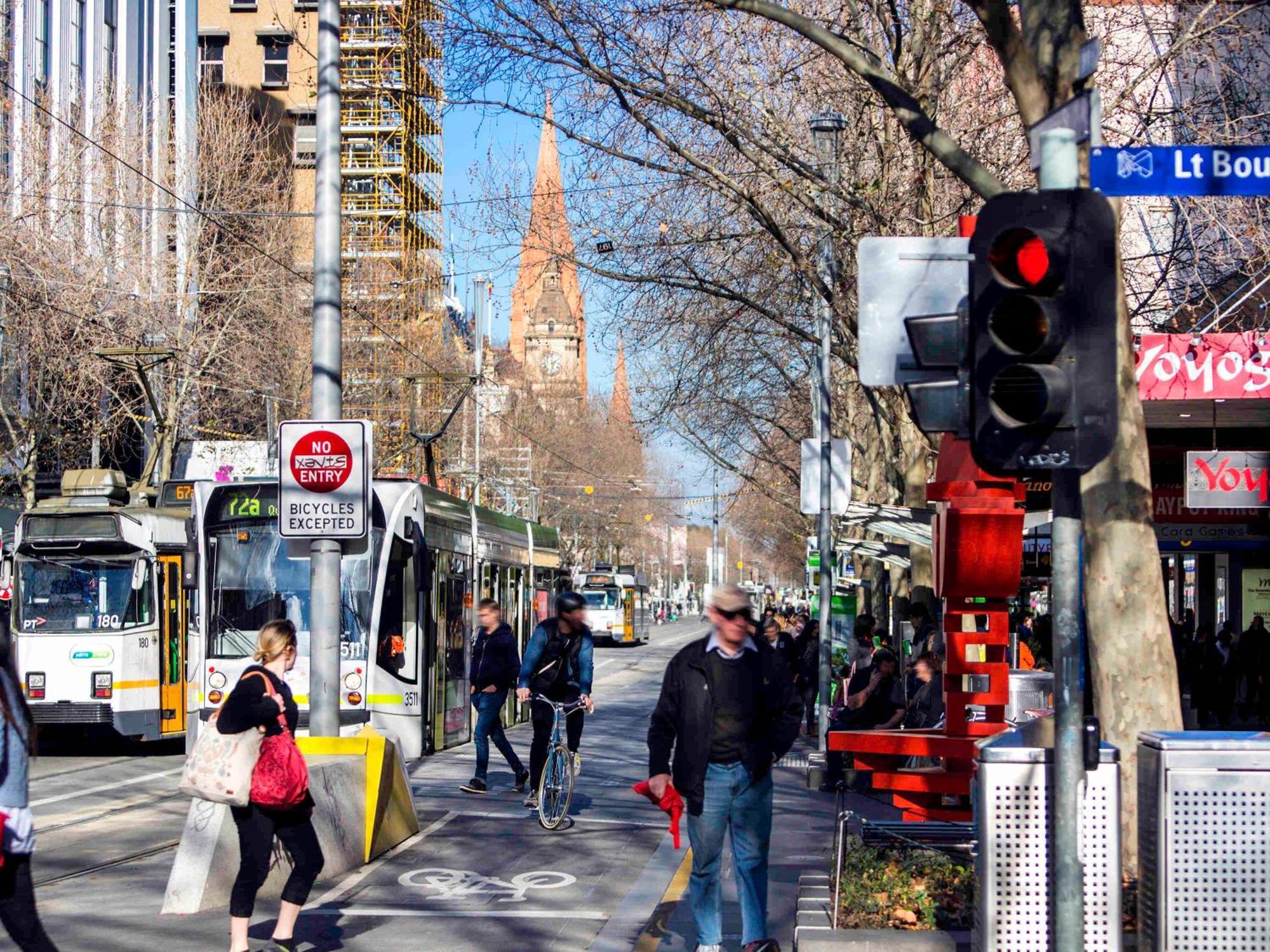 Отель Pullman Melbourne City Centre Экстерьер фото